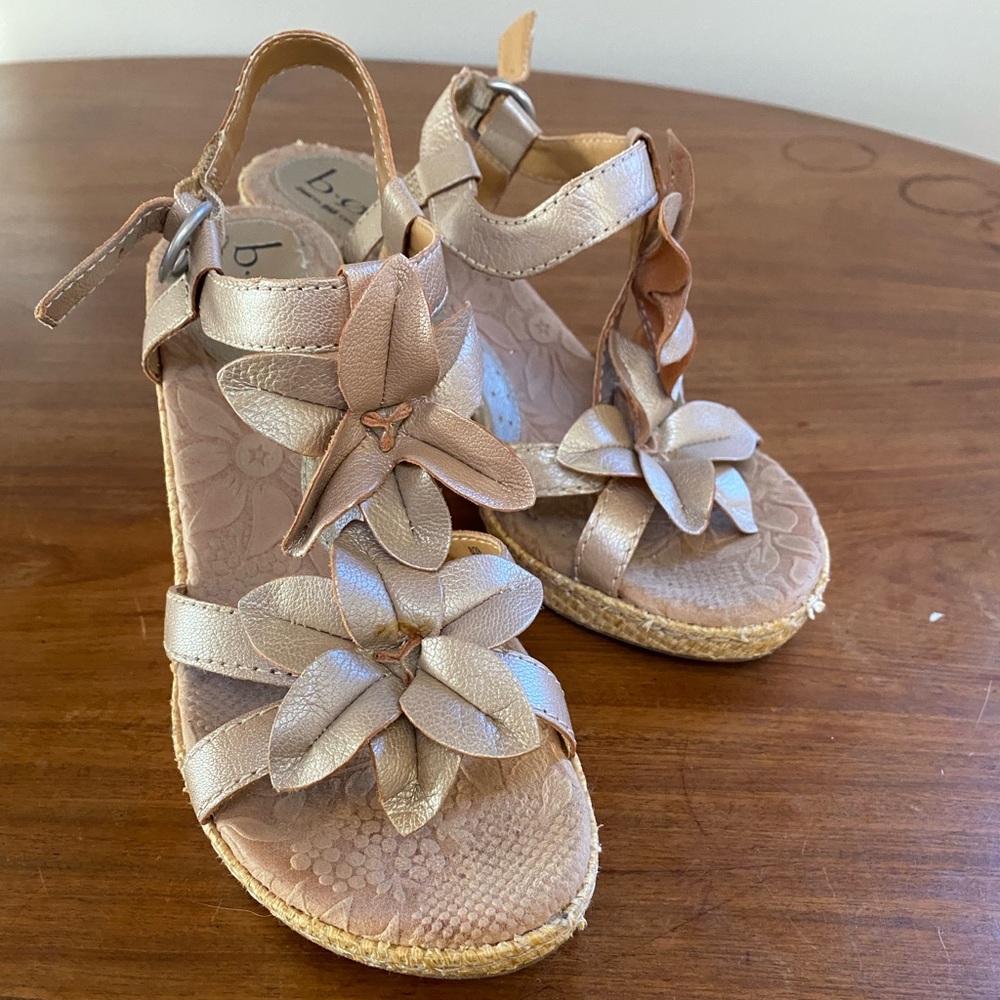 BOC Born Concept Edith Metallic Gold Wedges